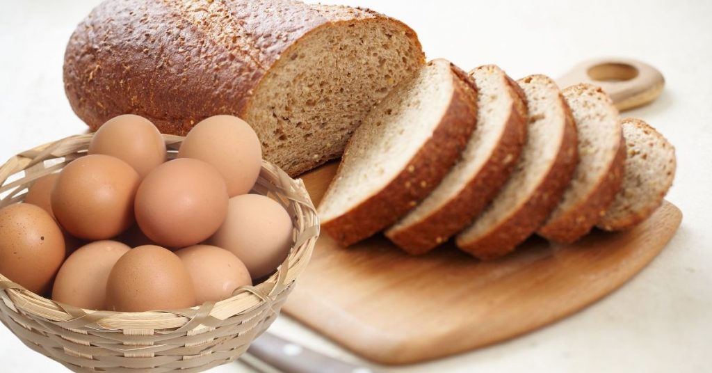 Whole wheat bread and eggs