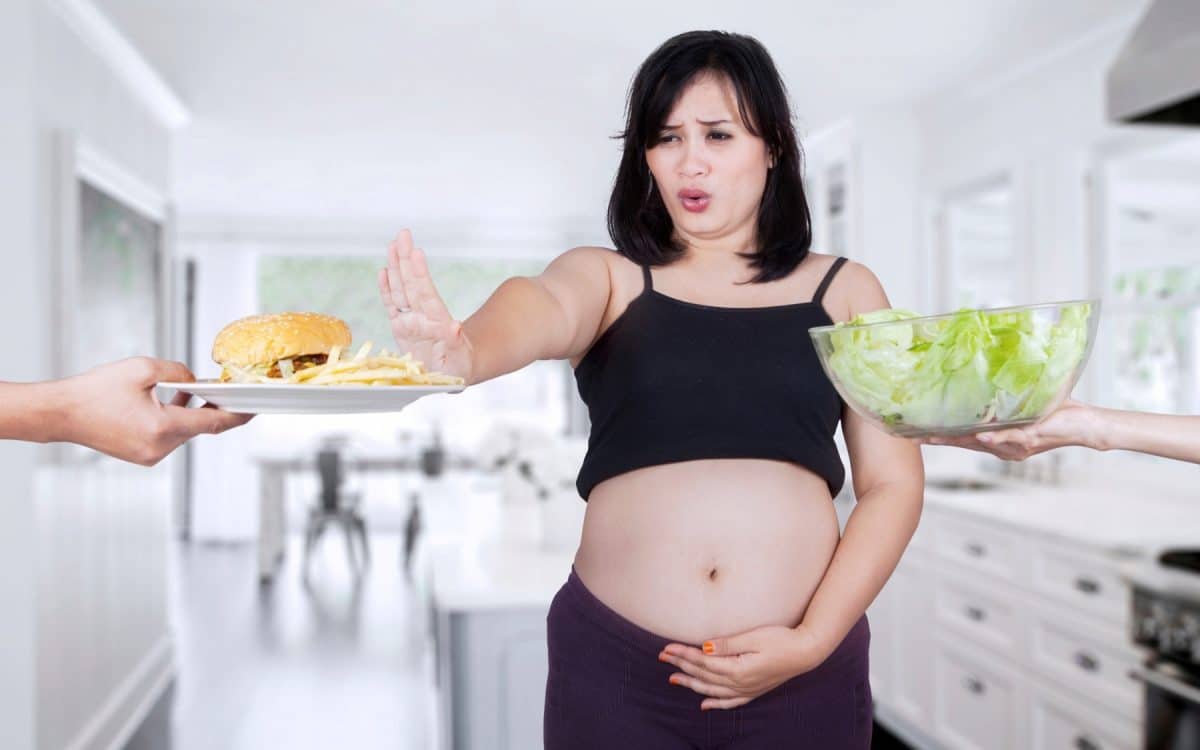 A girl, Foods to avoid during pregnancy